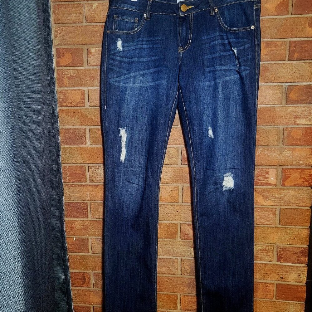 Like New! CAbi Slim Boyfriend Distressed Blue Jean - Size 8